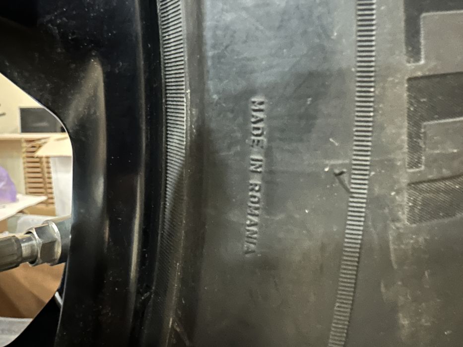 Диски и зимние шины комплект от BMW X5,X6,X7