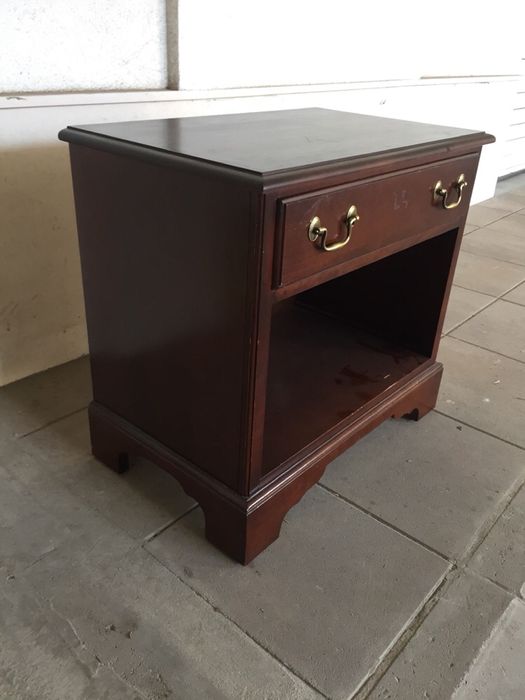 Нощни шкафчета ( череша) "DREXEL-HERITAGE"