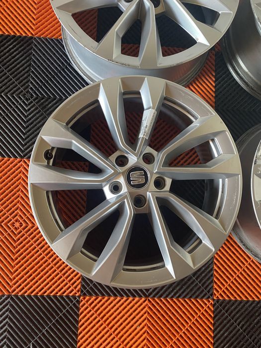 Jante originale Skoda Karoq,VW tiguan,Seat pe 18