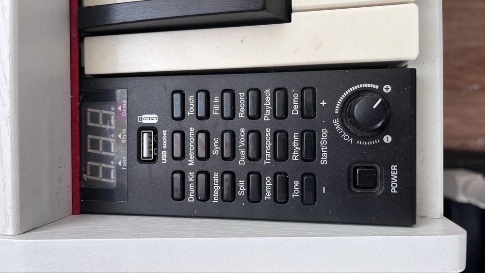 Продаётся цифровое пианино Lexington DP720