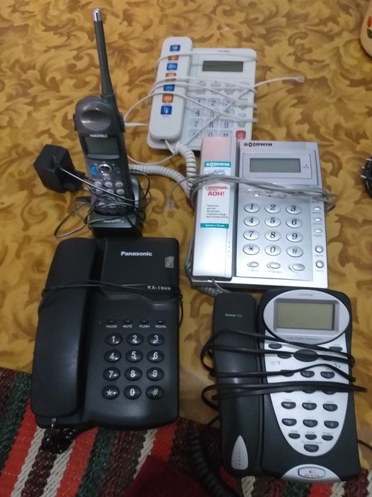 Телефонный аппарат б/у но в отличном состоянии