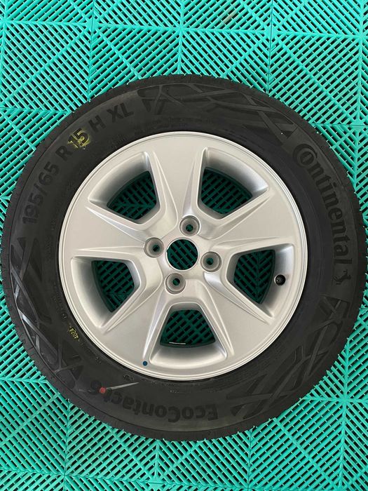 Jante noi cu anvelope noi vara 195 65 R15 Logan Sandero Dokker Clio
