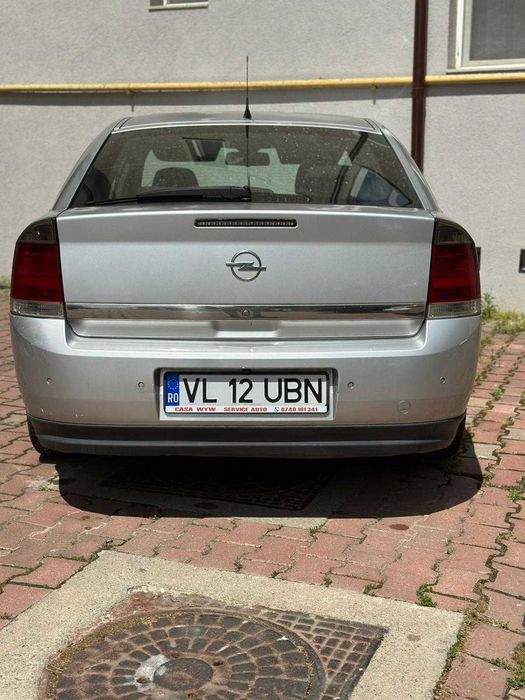Opel Vectra 1.9 CDTI Cosmo Diesel 120 CP
