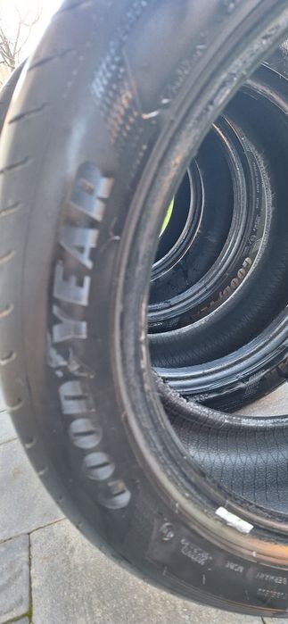 Cauciucuri 225/50 R17 Good Year