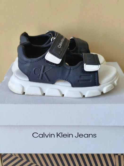 Сандали Calvin klein  25 номер