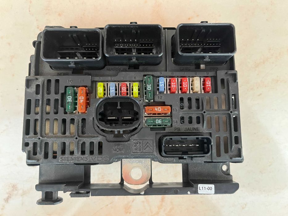 Бушонно табло Бушониера BSM L11-00 БСМ Л11-00 Citroen C4 C5 Ситроен Ц4