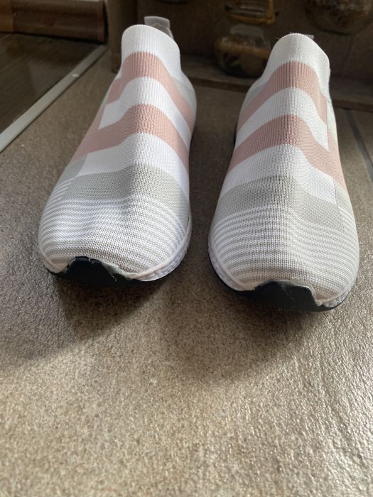 Papuci sport gen adidas din material textil