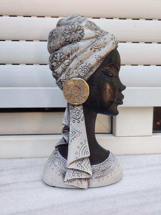 Statueta din rășină sintetica