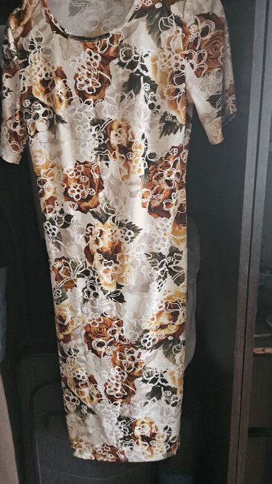 Тренч, платья женские