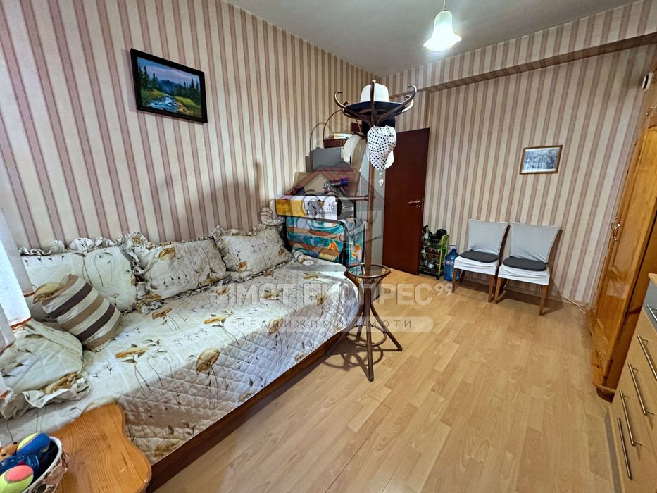 Продава се Етаж от къща в Асеновград - 255 кв.м за 981 €/кв.м - Снимка #13