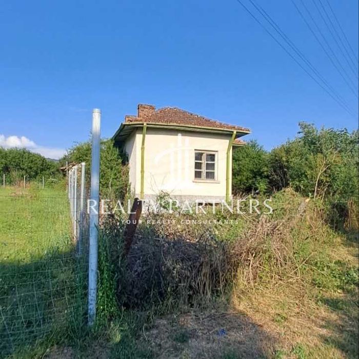 Продава се Къща в с. Гърло, Област Перник - 50 кв.м за 1198 €/кв.м - Снимка #1