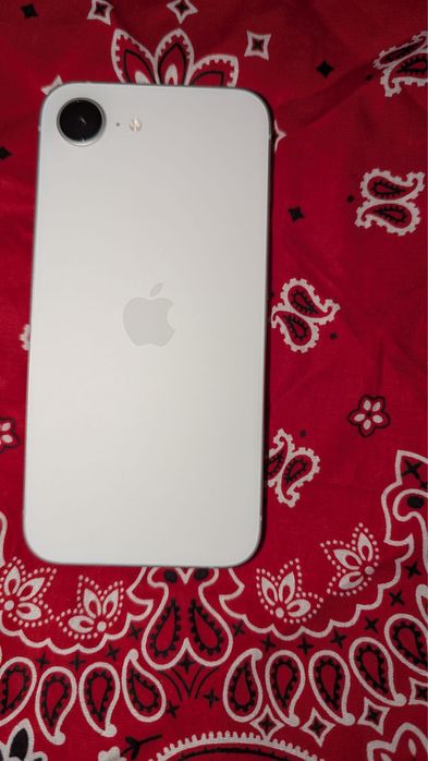 Iphone 16e 128GB deblocat bateria 100%