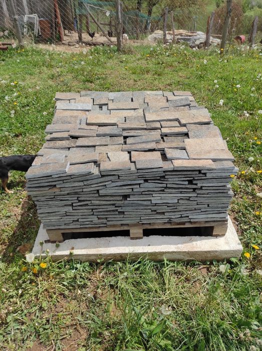 Продавам Окрайчен камък