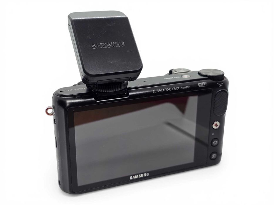 Samsung NX2000 aparat foto mirorrless - body si blit