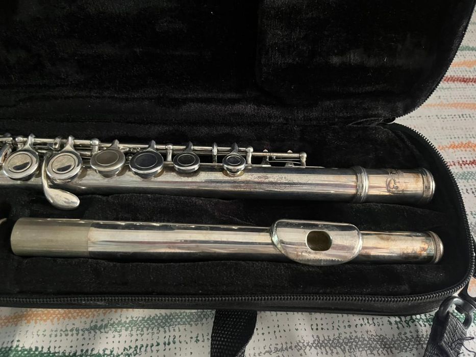 Флейта от бренда Rowell