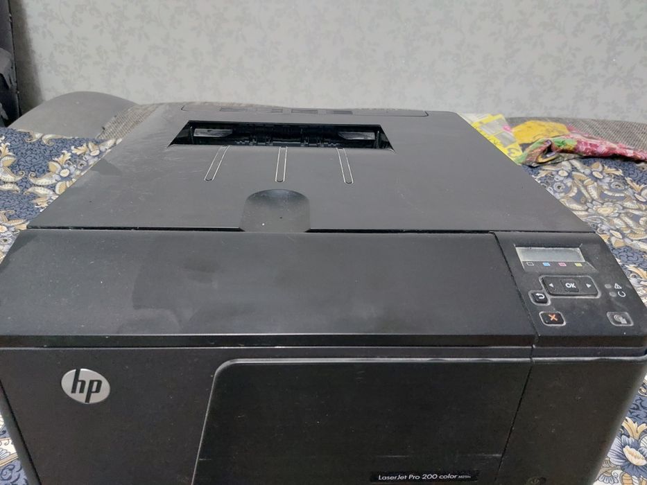 Цветной лазерный принтер hp