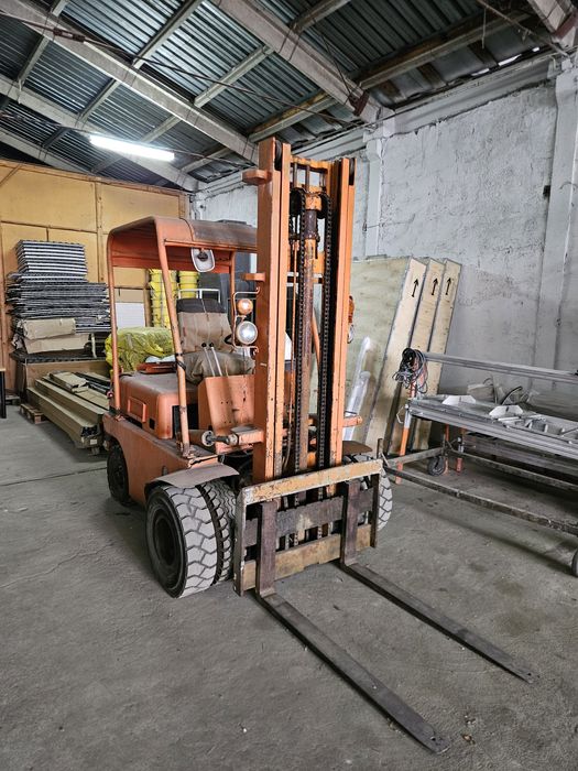 Газокар Uni Truck