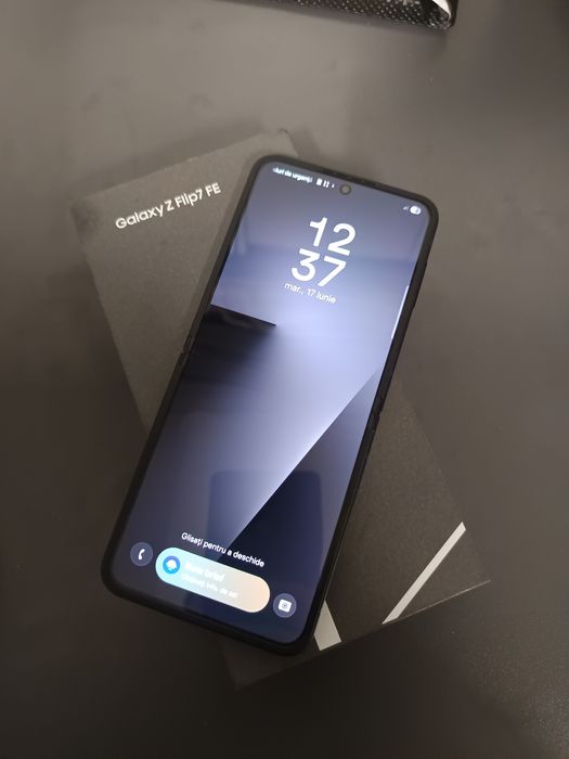 Amanet Ozana vinde Samsung Galaxy Z flip 7 FE 5 incarcari