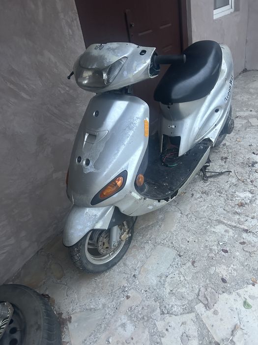 Scuter 49cc 4 timpi