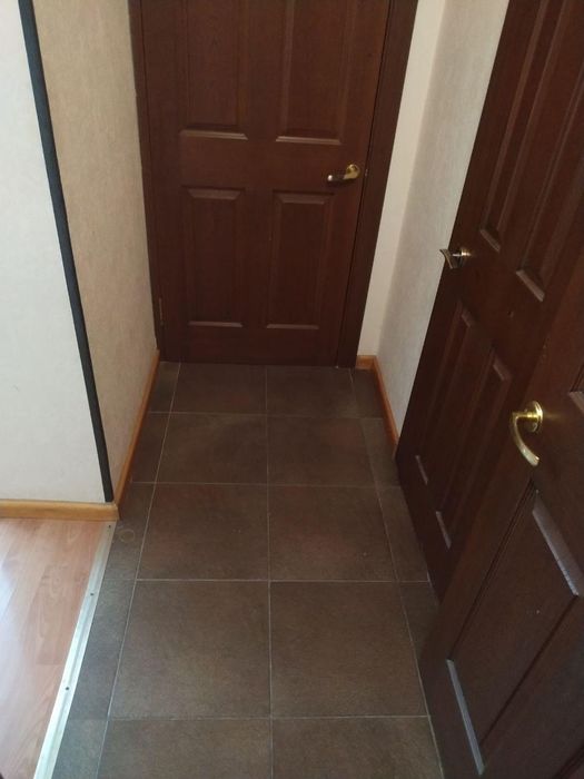 ЦУМ 110 школа 1в2-комнат 4-этаж 4-этажка