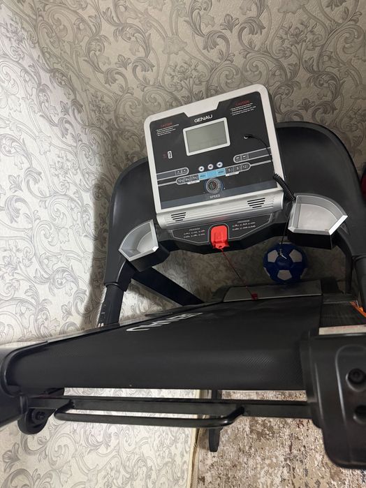 Беговая дорожка GENAU EVOLUTION M800