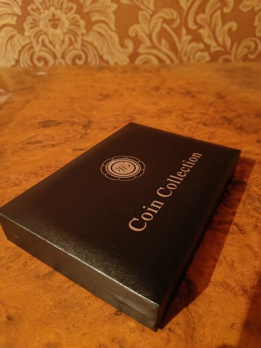 Футляры для монет