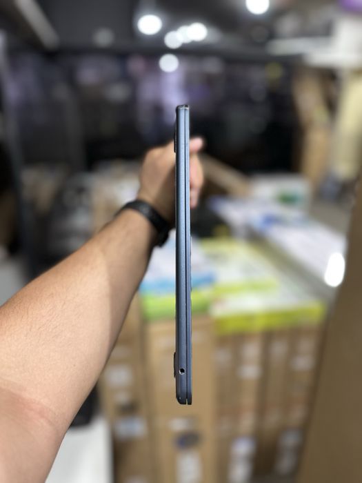 MacBook Air M3 97% 8/256