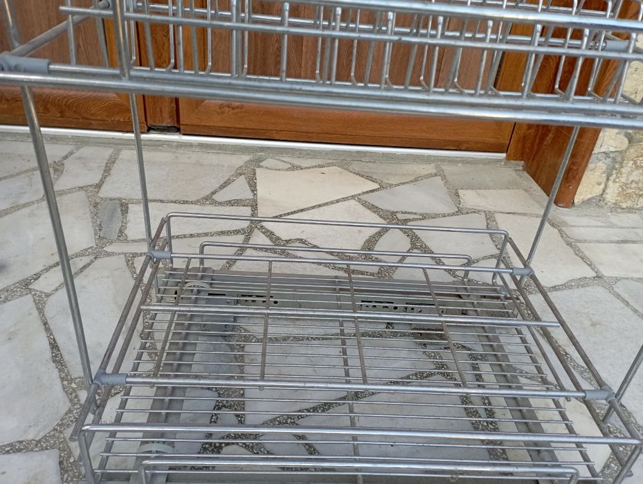 Стелаж за чинии ( за вграждане)