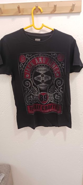 Мъжки тениски р-M  4 броя