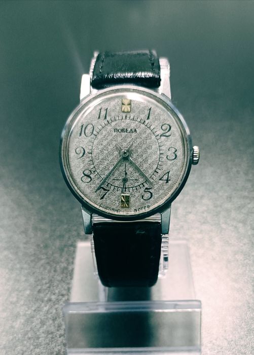 Ретро наручные часы «Победа», произведённые в СССР.
