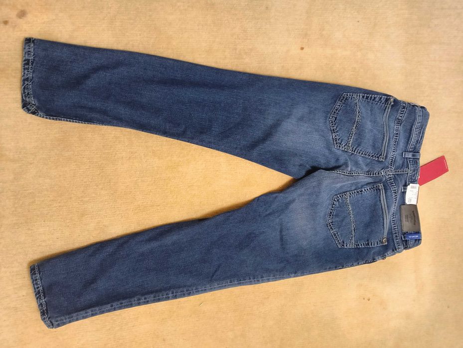 Pioneer Jeans Noi cu eticheta