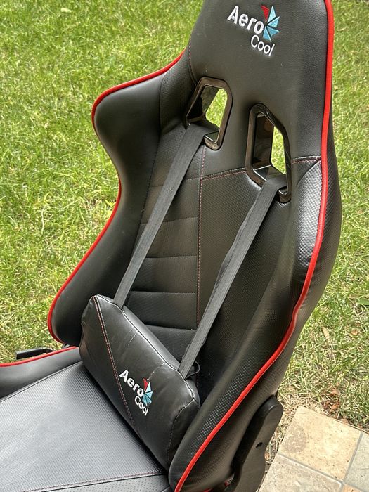 Продам стул AeroCool