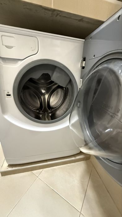 Пералня и сушилня ARISTON HOTPOINT AQD970F 49