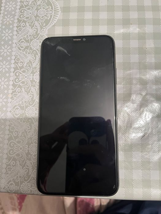 Продам айфон 11 про макс
