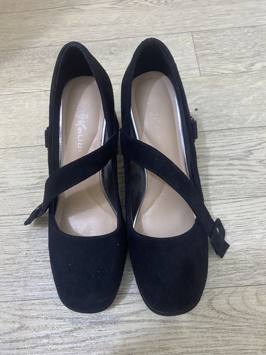 Туфли ,каблуки 37 размера