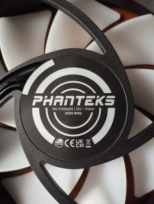 Вентиляторы PHANTEKS M25 DRGB Black 120mm 3pcs