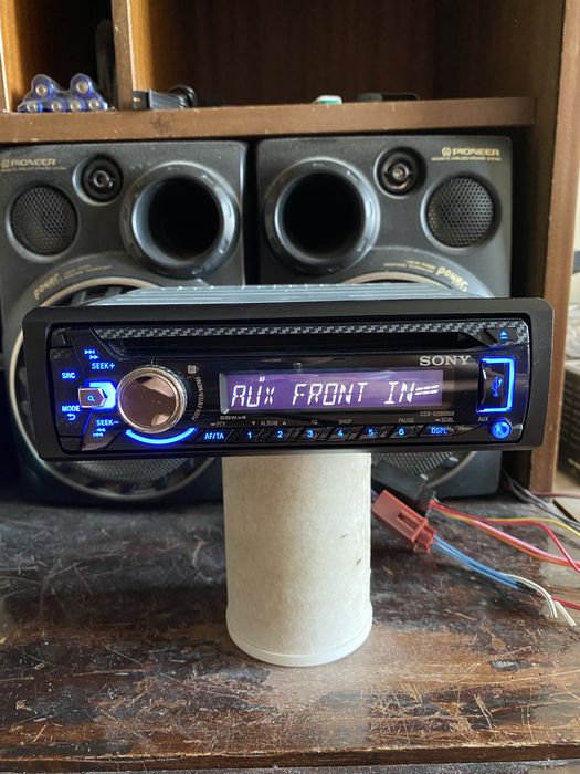 SONY CDX-G2000UI - 4X55W ВАТА - USB, AUX, CD mp3 плеър за кола сд авто радио