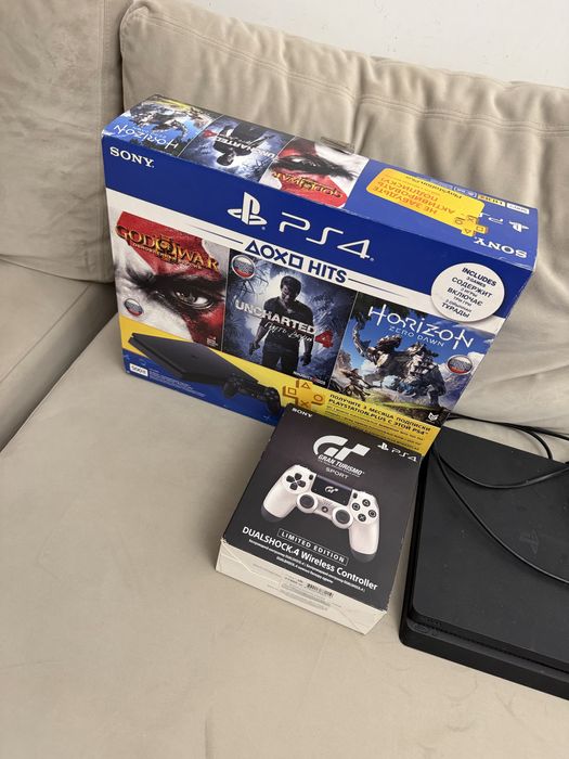 Продам PlayStation 4 Slim 500Gb
