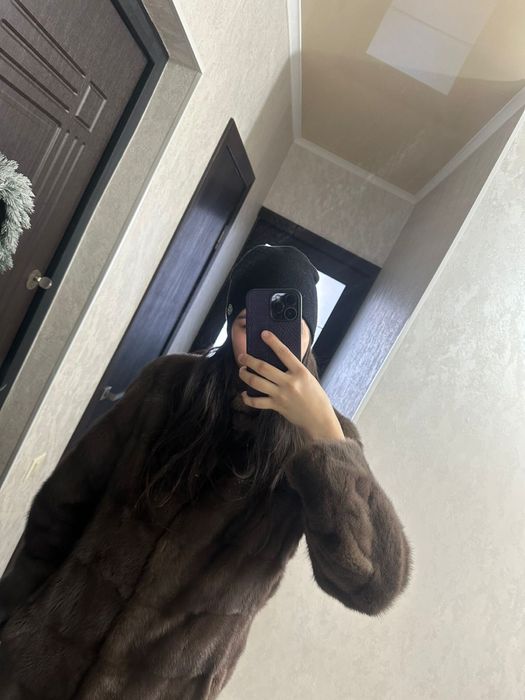 Продам норковую шубу