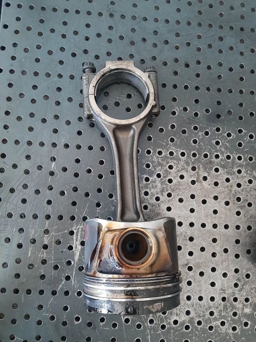 piston audi a4 b7 2.0 tdi brd