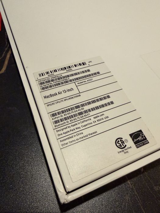 Macbook air M1 256