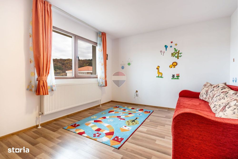 Casa individiala, panouri, garaj, 600mp teren, la cheie, comision 0