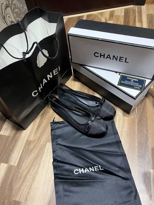Chanel oyoq kiyim