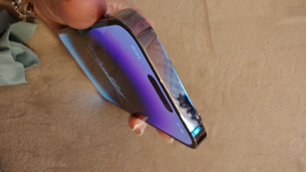 Iphone 14 pro purple/128bg с много аксесоари