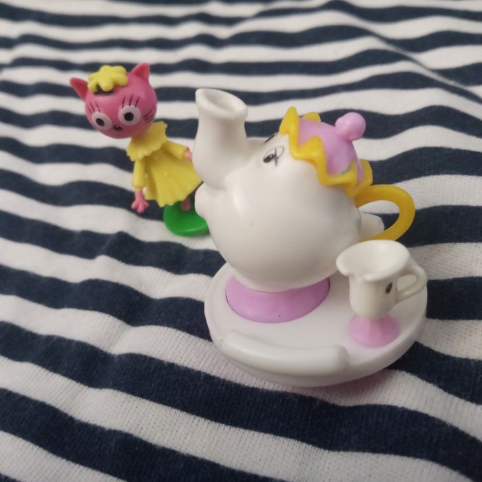 Киндер игрушки из мультика