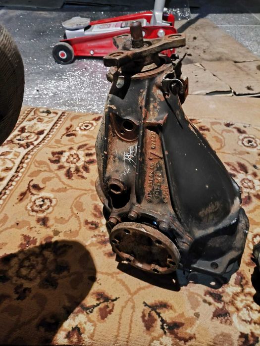 Редуктор 3.06 Мерседес w124