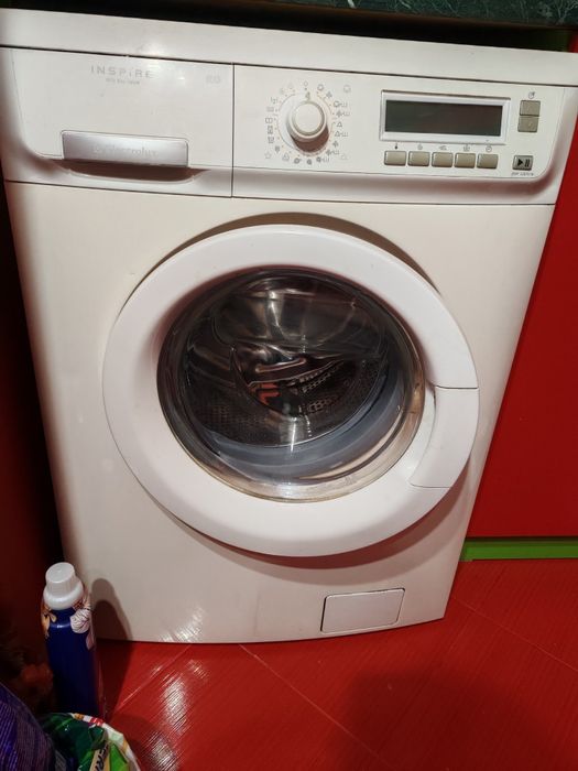 Пералня Електролукс