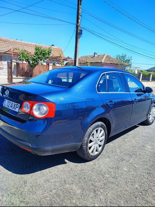 Vând Volkswagen Jetta 2.0 TDI din 2007