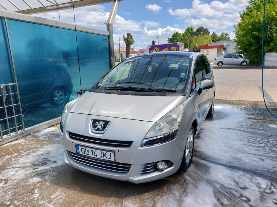 Peugeut 5008 / 1.6HDI / 2012 / 7 Locuri
