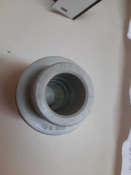 Чисто нови водопроводни части QI 3/4" и преход Ф20-3/4"